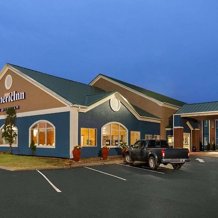 Pioneer Inn & Suites Grinnell Exterior photo